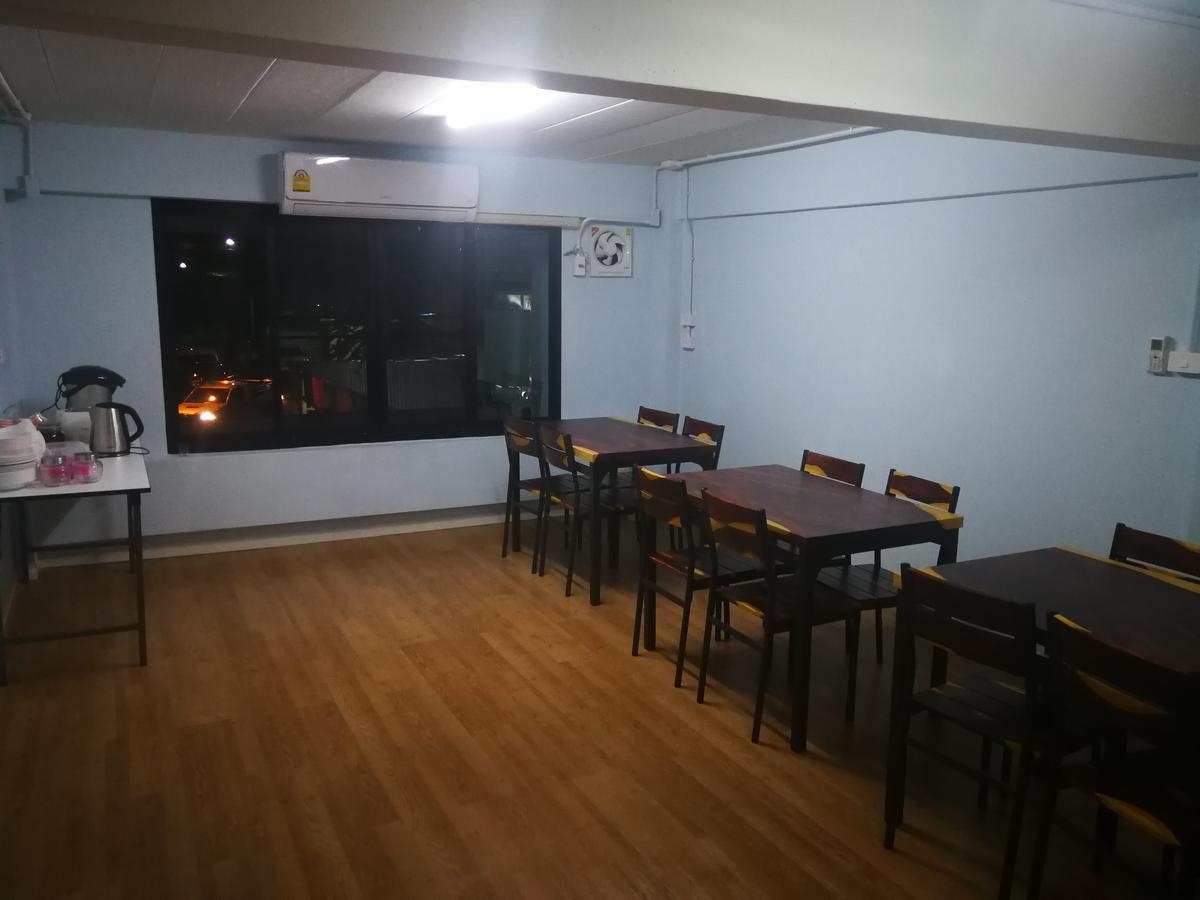 Wj Hostel Bangkok Zewnętrze zdjęcie